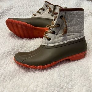Sperry duck boots